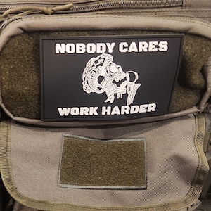 Het kan niemand iets schelen om harder te werken - patch | Tactische uitrusting | Moraalpatch | Veteranenhumor | Hoogwaardige pvc-patch, legercadeau, vakantiecadeaus