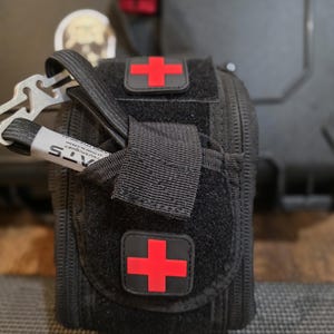 Tactical Red Cross Medical Patch – Hook & Loop Morale Patch for Backpacks, First Aid Kits, and Emergency Gear 2 pack