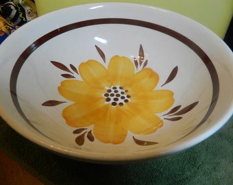 Large Italian Ceramic Mixing bowl - CBM Faenza Forte majolica.