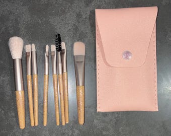 Glittery Makeup Brushes
