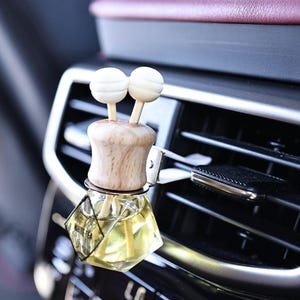 White Tea Car Diffuser: Calming Spa Fragrance, Air Freshener Clip