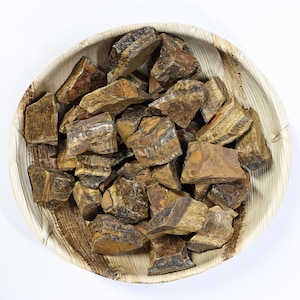 Raw Tiger&#39;s Eye Crystal: Natural Protection Stone for Chakra Healing