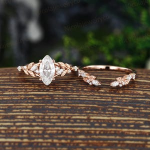 Anillo de compromiso de moissanita marquesa, anillo de compromiso de oro rosa, anillo apilable de diamantes de laboratorio en forma de hoja curva, conjunto nupcial, regalo de aniversario para mujer