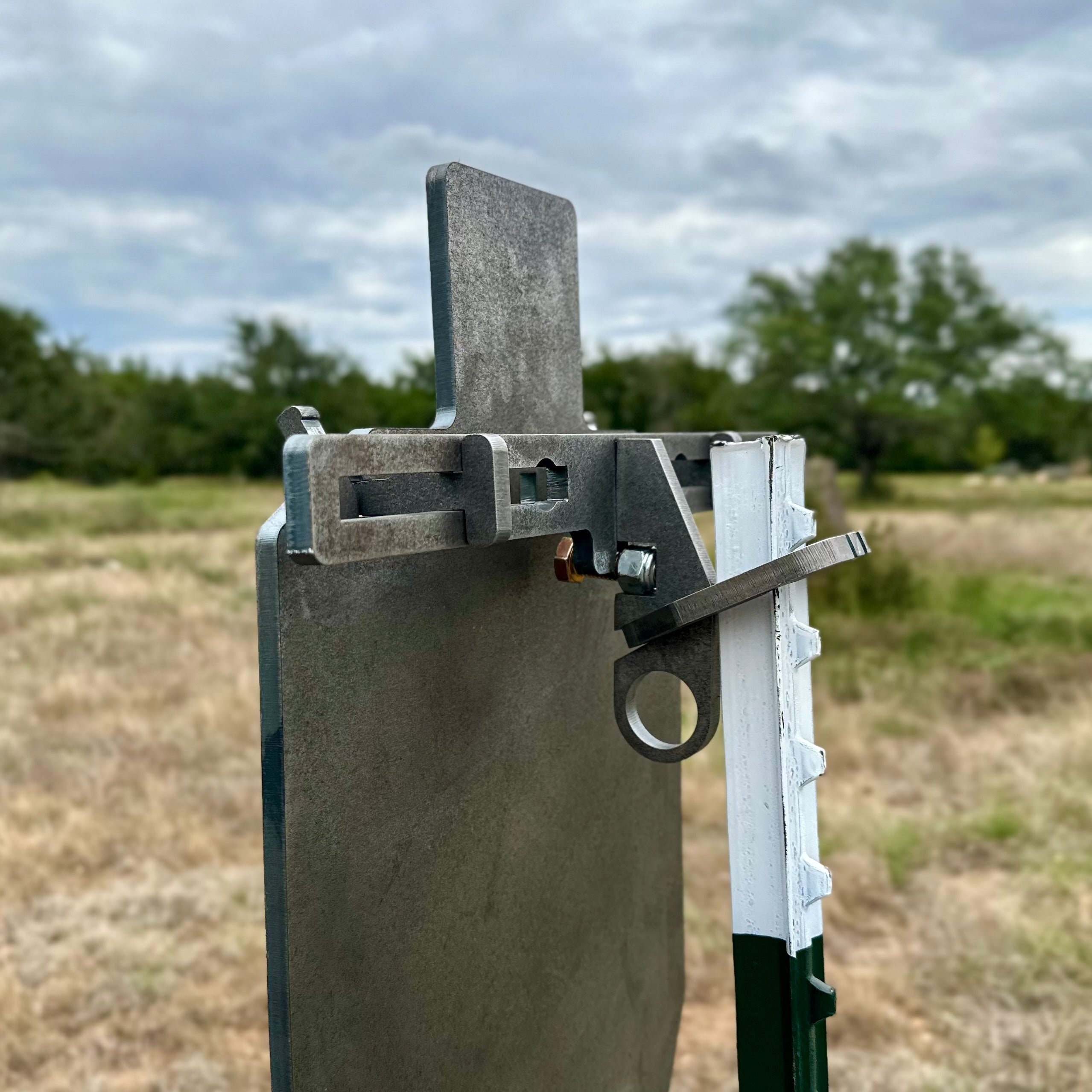 AR500 Dual Adj. T-post Target Mount - Etsy