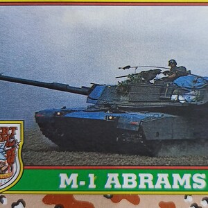 Desert Storm 1991 M1A1 Abrams Main Battle Tank Card 43 Topps #51 o migliore offerta