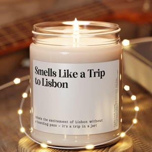 Smells Like a Trip to Lisbon Candle, Customizable Lisbon Gift, Trip Announcement Portugal Souvenir Birthday Trip Reveal Travel Gift Keepsake