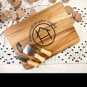 Medium Charcuterie Board - Personalized