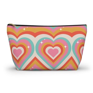 Radiant Heart Accessory Pouch: 90s Style Makeup Bag image 2