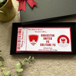 Fußballspiel Gutschein, personalisiertes foliertes Andenken, benutzerdefiniertes Ereignisticket, Geburtstagsüberraschung, Weihnachtsgeschenk, Ehemann, Vater, Fußballgeschenk