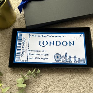 Verrassingsreis Londen, nep-instapkaart, vliegticket, gepersonaliseerde folieaandenkenvoucher, verjaardag, kerstcadeau, reisvoucher