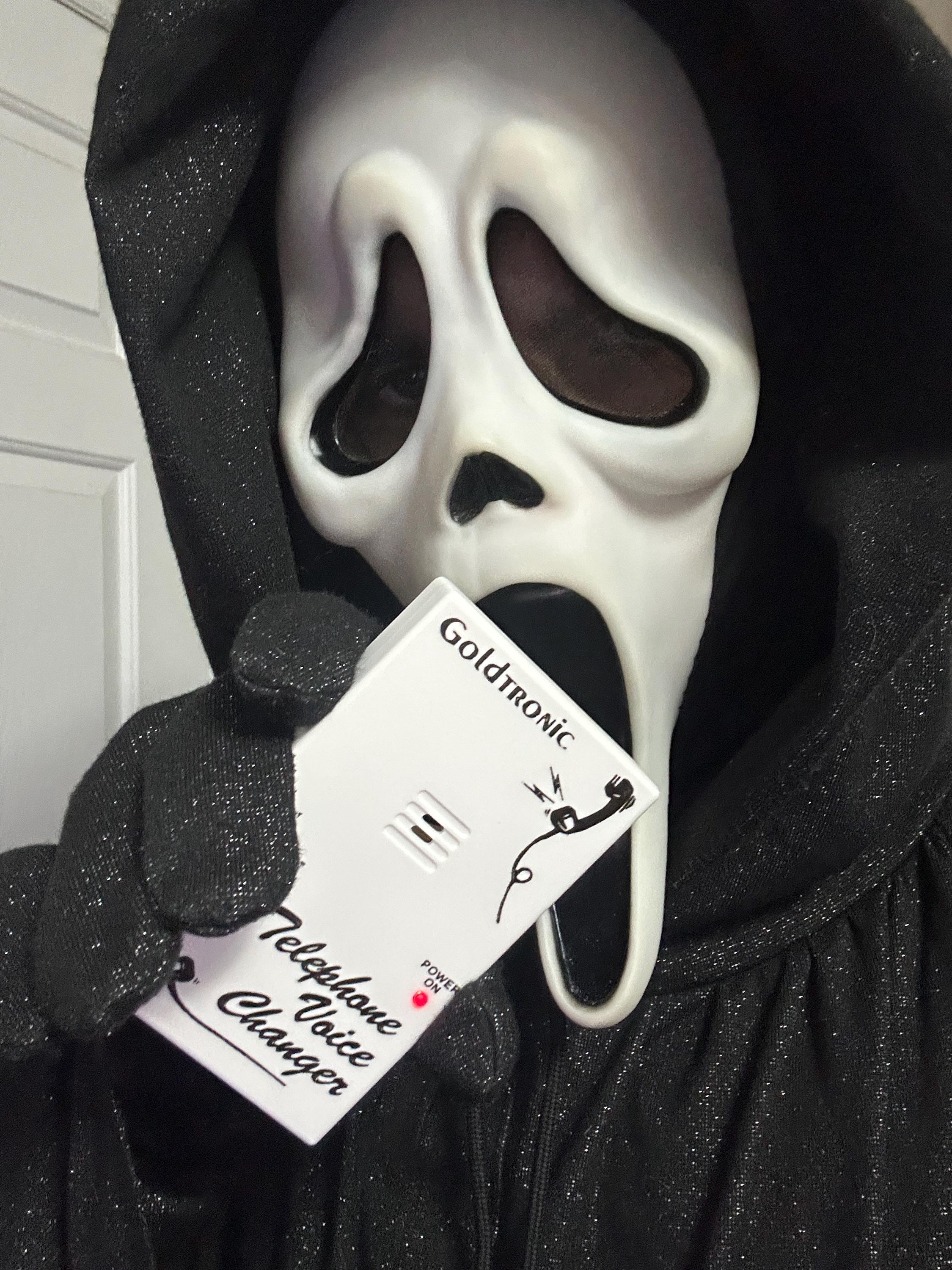 Scream 1996 Ghostface Voice Changer Prop Replica - Sound FX, LED 