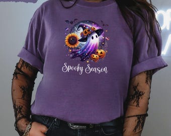 Camiseta de fantasma de la temporada espeluznante, linda camiseta de Halloween con girasoles, calabazas y murciélagos, camiseta gráfica mística de otoño, top de bruja otoñal