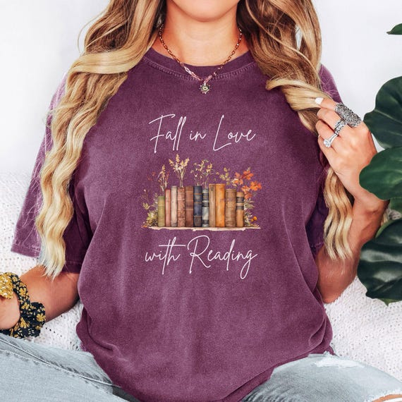 Fall in Love with Reading Comfort Colors T-Shirt, Cute Autumn Book Lover Shirt, Cozy Thanksgiving Reading Tee, Unisex Bookworm Gift Idea