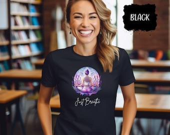 T-shirt Just Breathe Lavender Sunrise, T-shirt citation inspirante, cadeau vêtement pleine conscience, chemise ondes positives, vêtement motivant