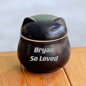 Dainty Black Cat Urn , Pet Loss Memorial Gift, Urn for Cat Ashes, Unique Handmade Pet Urn 8.5 cubic in, Multipurpose Cat Box, Custom Pet Urn