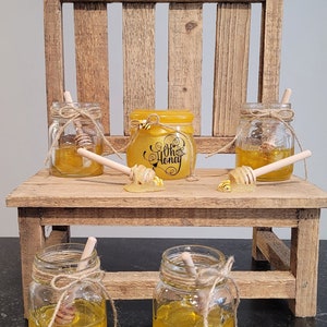 Honey Bee Jar and Decor