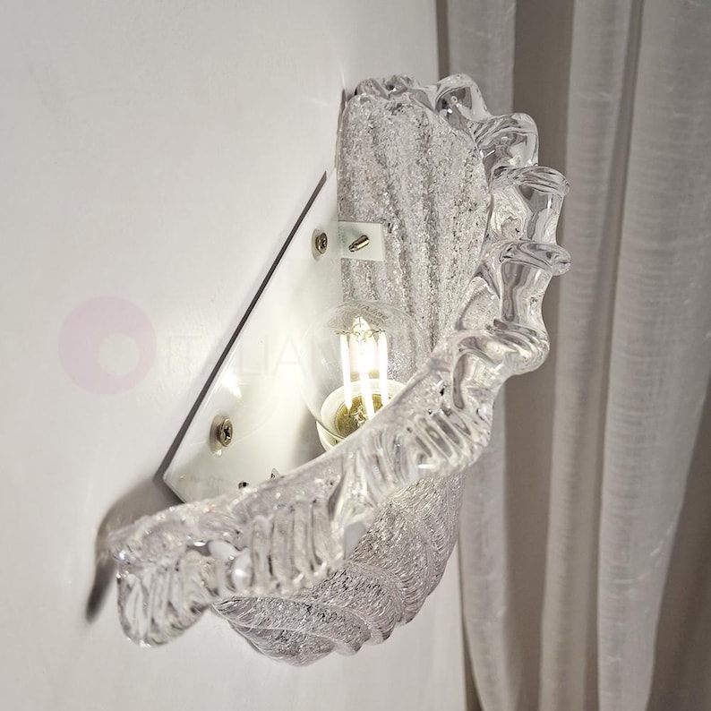 CASANOVA Vintage Classic Wall Lamp in White Metal and Decorated Murano Glass – Handmade Lighting Made in Italy image 4