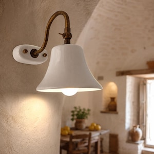 FIORENZA White Ceramic Wall Sconce with Antique Brass – Rustic Vintage Shabby Chic Wall Lamp – Farmhouse Lighting Made in Italy
