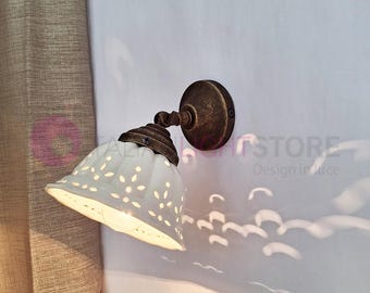 POMARANCE Spot Applique Murale Orientable en Laiton et Céramique – Style Rustique Classique | Fait Main en Italie