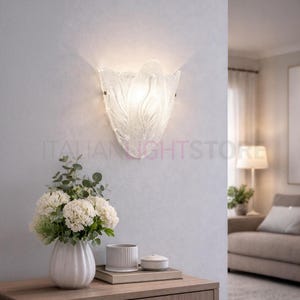 BUCINTORO Murano Glass Wall Sconce – Classic Wall Lamp with Leaf Design – Handmade Lighting Made in Italy image 1