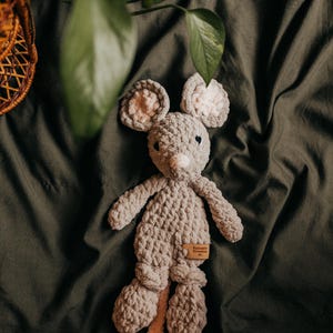 Mini Mouse Knotted Lovey