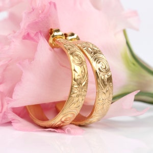 24K gold plated flower hoop earrings, Vintage style factured Sterling silver big circle studs, Floral unique Jewelry for Valentine&#39;s Day