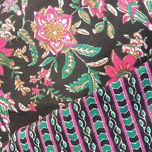 Chick Floral Printed Bedsheet 100 % Cotton Premium Fabric with 2 Pillow Cover
