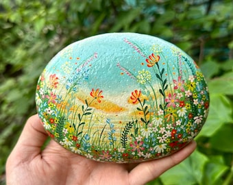 Wildflower Stone Art – Hand Painted Rock for Nature Lovers, Rustic Home Decor, Calming Desk Ornament, Gift for Her, Peaceful Zen Decor