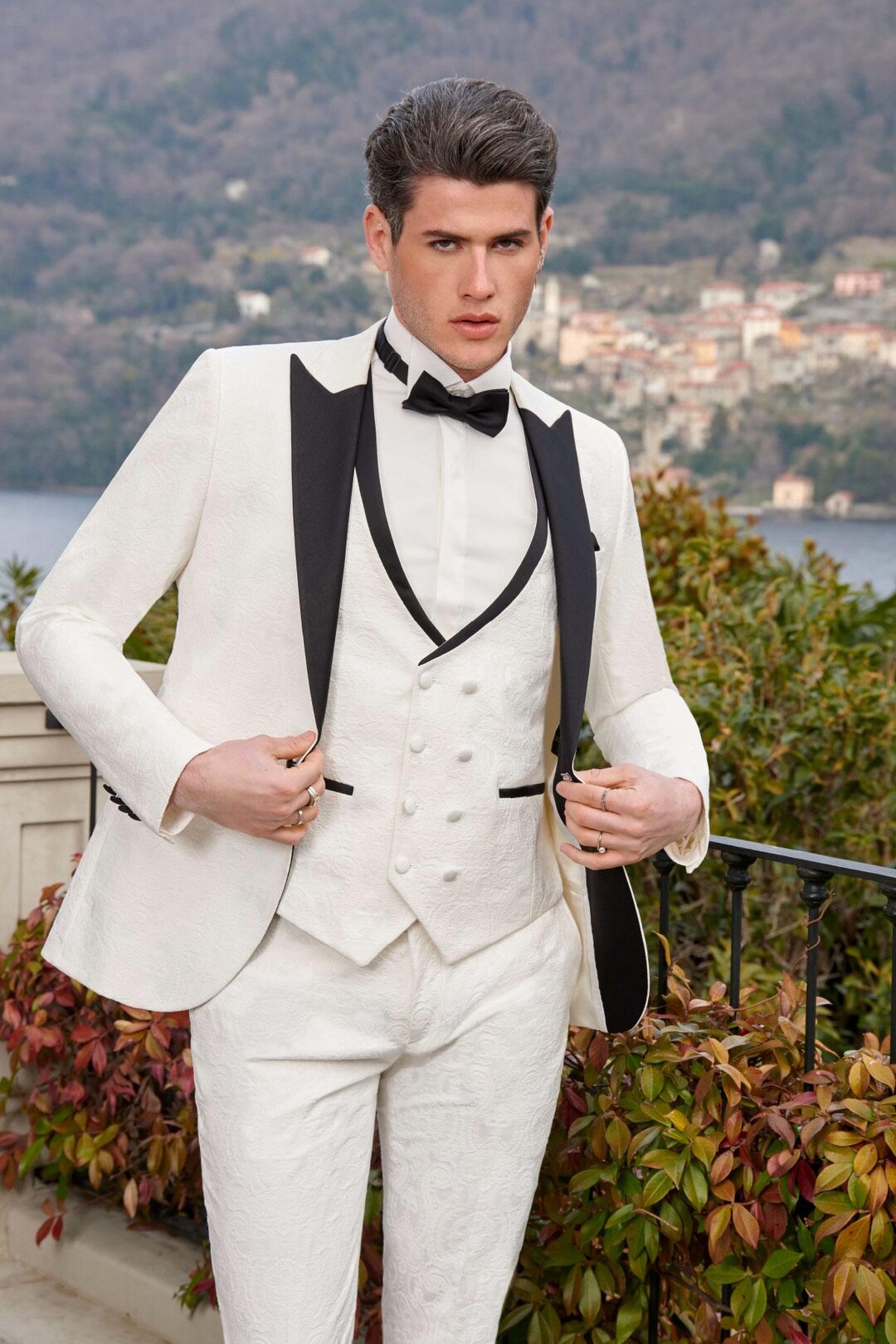 Men Wedding Suits White Suit Groom Wear 3 Piece Tuxedo Suit Slim Fit Men Wedding Suits White Suit Groom Wear 3 Piece Tuxedo Suit Slim Fit