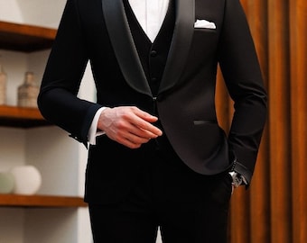 Men Black Tuxedo Suits 3 Piece Slim Fit Gentlemen Prom Suit