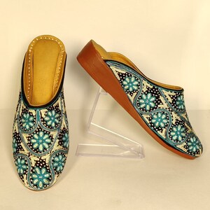 Handmade Black Velvet Mules for Women – Turquoise Cream Floral Embroidery, Zari & Silk Thread Heeled Slip-Ons, Almond Toe Artisan Shoes