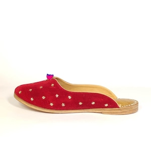 Handmade Red Velvet Leather Mules for Women – Golden Star Embroidered Slip-On Flats, Zari Threadwork, Round-Toe Artisan Shoes
