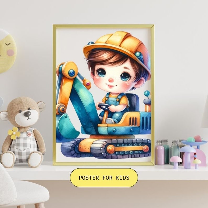 Pu&ograve; includere: Un'illustrazione di un bambino dei cartoni animati che indossa un casco giallo e guida un escavatore giocattolo blu e giallo. L'immagine &egrave; incorniciata in oro e ha il testo "POSTER PER BAMBINI" sotto l'immagine.