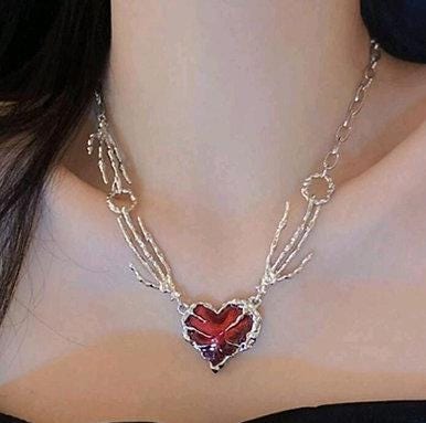 Gothic Heart Claw Necklace, Skeleton Hand Pendant Necklace with Red Heart Necklace, for Women Gift, Halloween Jewelry, Halloween Necklace