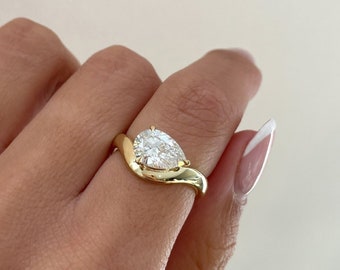 Unique 1.75 CT Pear Cut Moissanite Ring, Engagement Ring, Bridal Ring, Solitaire Ring, 10K/14K/18K Yellow Gold Ring, Wedding Gifts For Her
