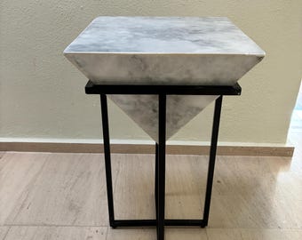Tall marble table - Marble bedside table - Marble top table - Cofee table - Mable top nightstand