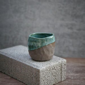 Handmade Kiva Cup Verde: Organic Shaped Ceramic and Pinched by hand - ~90ml / ~3.0oz