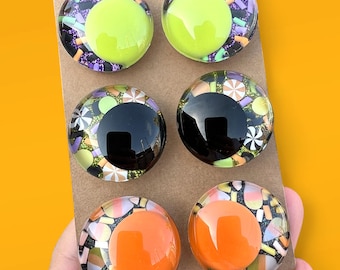 Ojos de seguridad para dulces de Halloween / Ojos de purpurina pintados a mano / Pupilas de colores / Amigurumi Crochet / 30 mm 25 mm