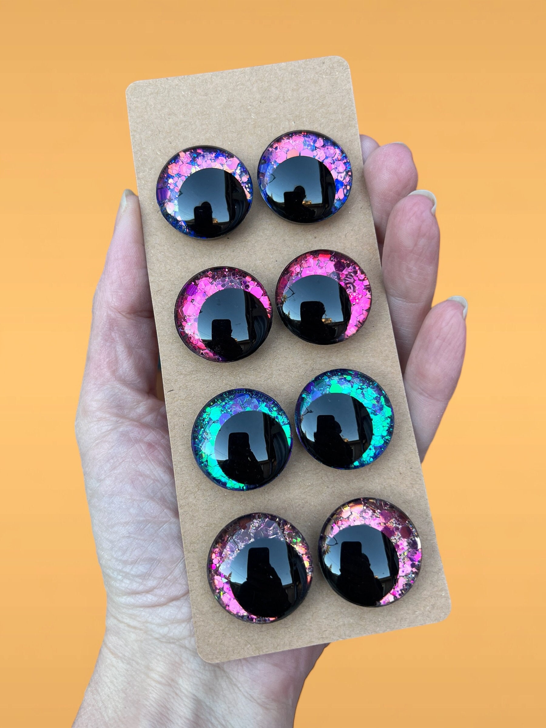 MUCUNNIA 24pcs 18mm 3D Glitter Safety Eyes For Crocheting With Washers Crochet Safety Eyes For Amigurumi Tie Dye Laser Gift For Crochet Lovers Halloween Decorations Crochet Accessories In Dubai - UAE