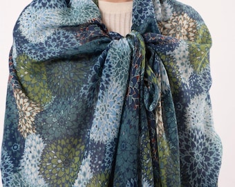 Floral Merino Wool Scarf – Soft Lightweight Winter Wrap, Nature-Inspired Luxury Fashion Scarf for Women