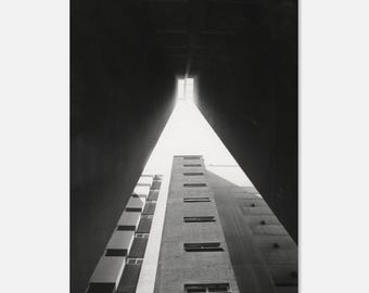 Analogue Hidden Window, Malta 2022