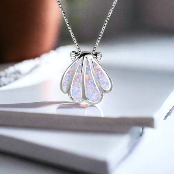 Opal Shell Pendant Necklace, Shell Pendant Necklace, Opal Jewelry, Opal Necklace, Ultreia Necklace, Sea Shell with Opal Necklace, Gift