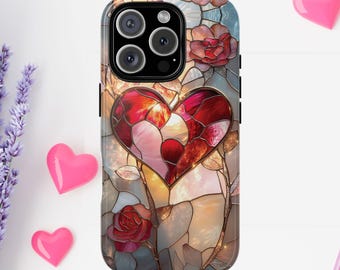 Puede incluir: Una funda para teléfono con un diseño de vitral que presenta un corazón rojo, rosas y un fondo dorado.