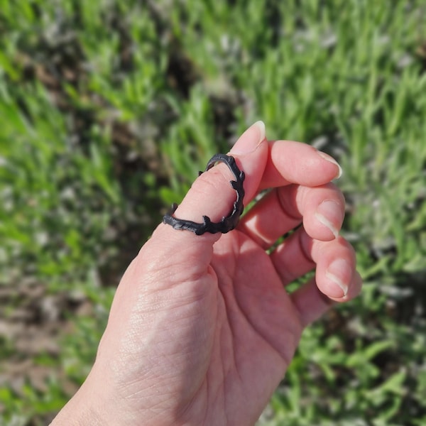 Decorative Ring Splint for Hypermobility | Elegant Finger Support Jewellery, Joint Protection, UK Sizes