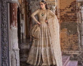 White MNR Nikah Maxi | Pakistani Designer Women Wedding Walima/Reception Gown | Indian Wedding Suits | Formal Guest Partywear| Gift For her