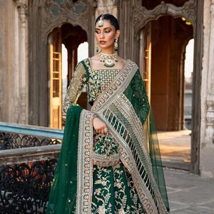 emerald green bridal dresses pakistani Pakistani Bridal Lehnga in Emerald Green for Wedding Large