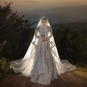 Ivory Embroidered Net Lehenga Choli: Pakistani Wedding Dress, Indian bridal lehenga choli, bridal wear dress