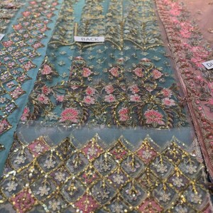 Rede bordada Lehnga Choli: vestido de noiva paquistanês imagem 5