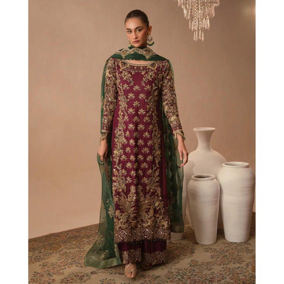 Maroon Silk Shalwar Kameez: Pakistani Nikkah Partywear With Green Dupatta