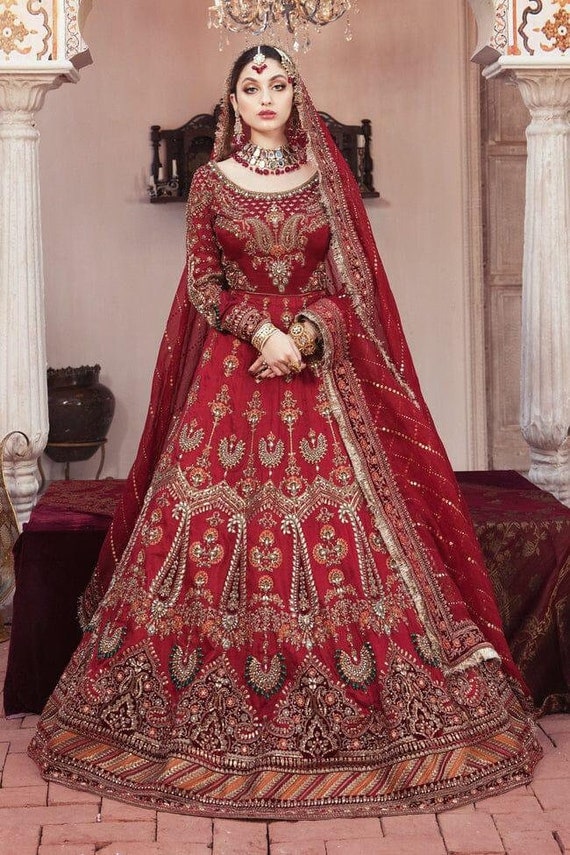 Bridal lehenga for barat best sale